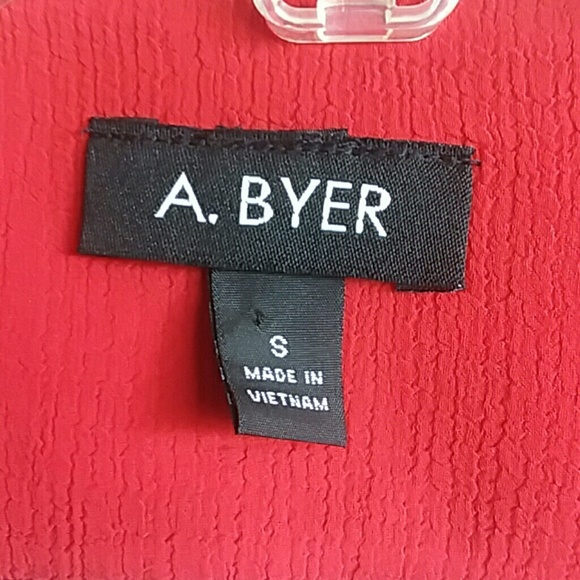 NWT A. BYER dressy flowy tank with necklace - Picture 4 of 8